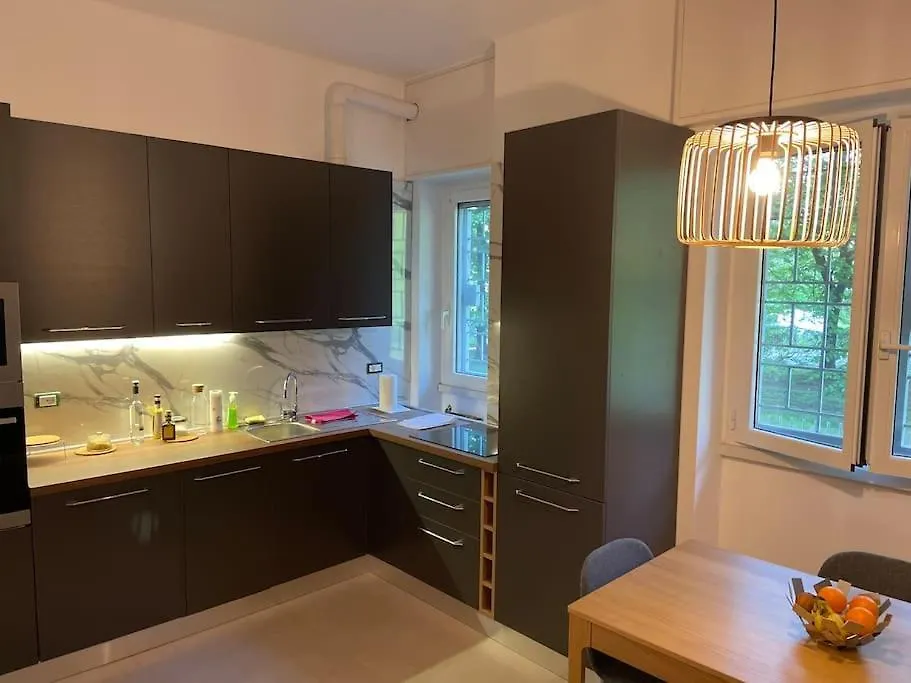 Apartment In Affori Милан